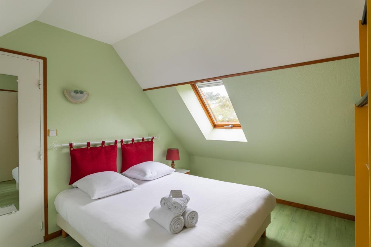 Le Clos De La Roche Angevin - Charmante Maison 6 Voyageurs カンカル エクステリア 写真